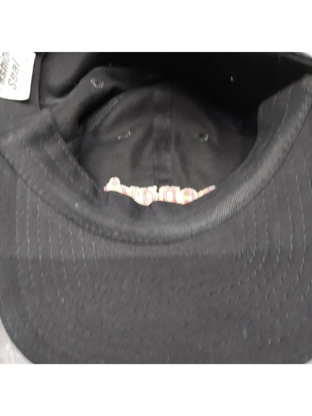 Dennys Black Adjustable Baseball Cap With‎ Embroidered Logo And Metal Clasp